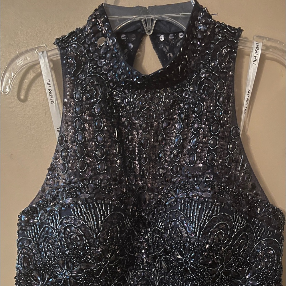 Sherri Hill Size 8 - 2 piece cocktail halter top with skirt